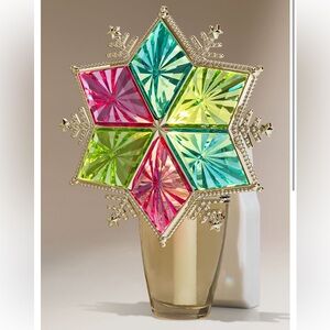 Bath & Body Works Snowflake Star Nightlight
Wallflowers Fragrance Plug
